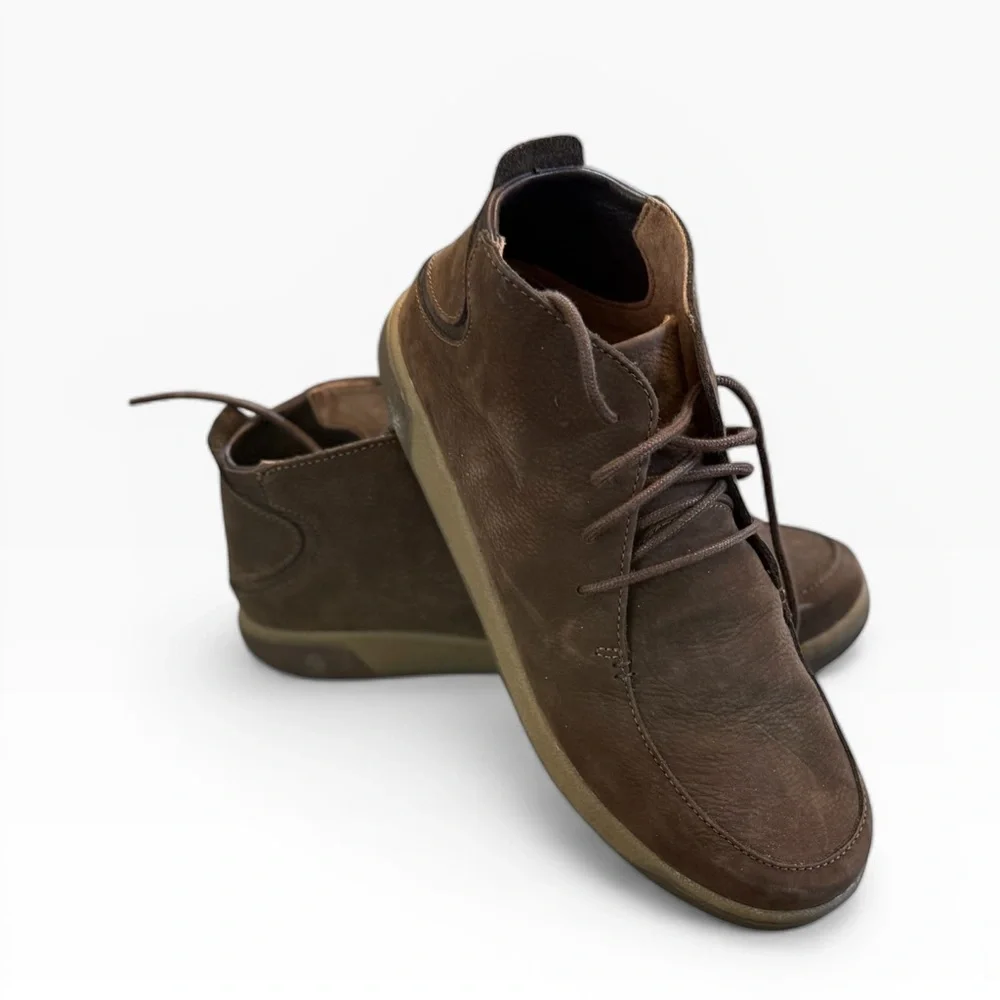 OluKai Men's Dark Brown Chukka Boots
